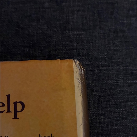 The Help by Kathryn Stockett - Yellow Hardcover - Picture 4 of 6